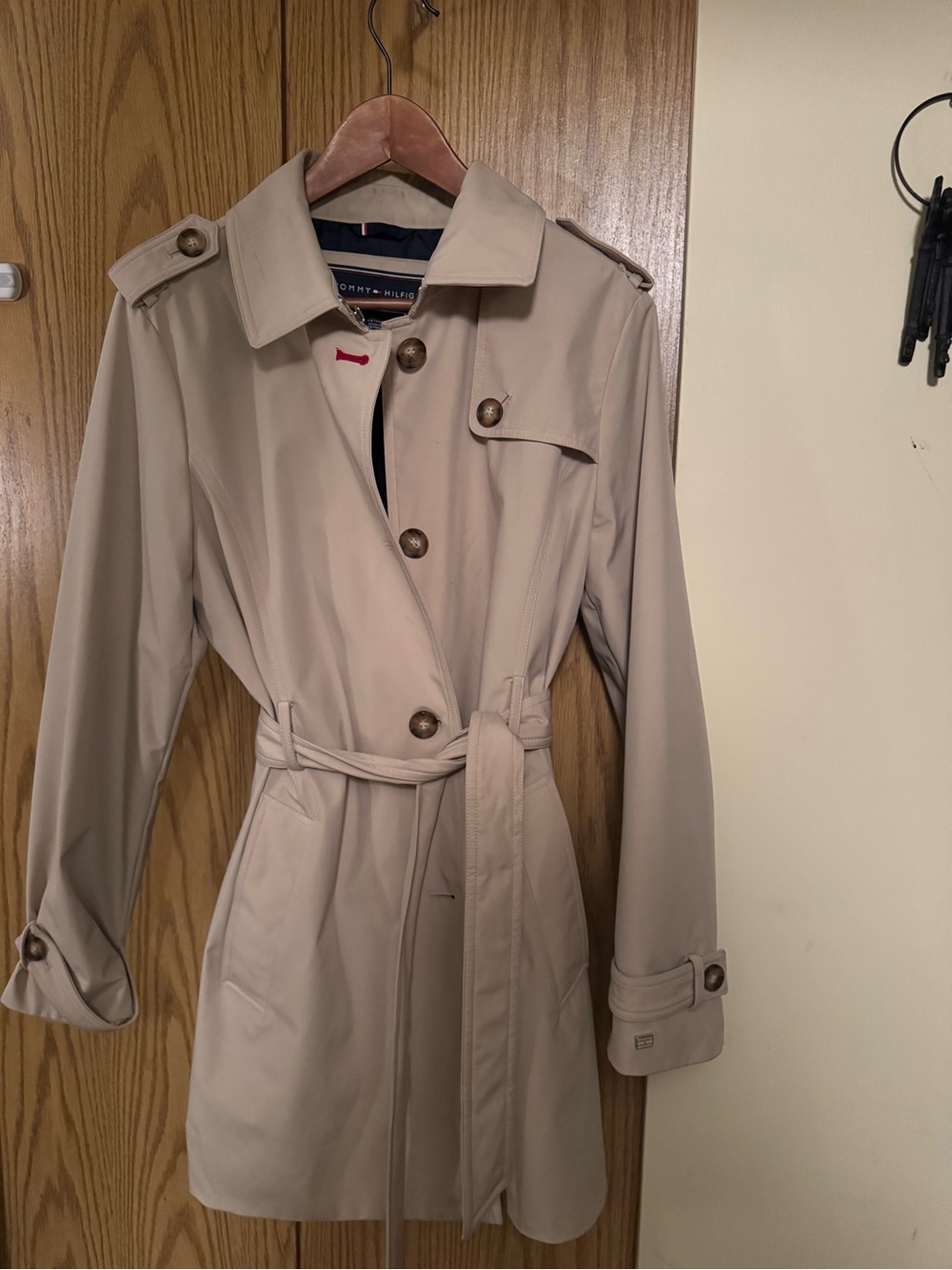Tommy Hilfiger Women's Light Beige Trench Coat with Belt